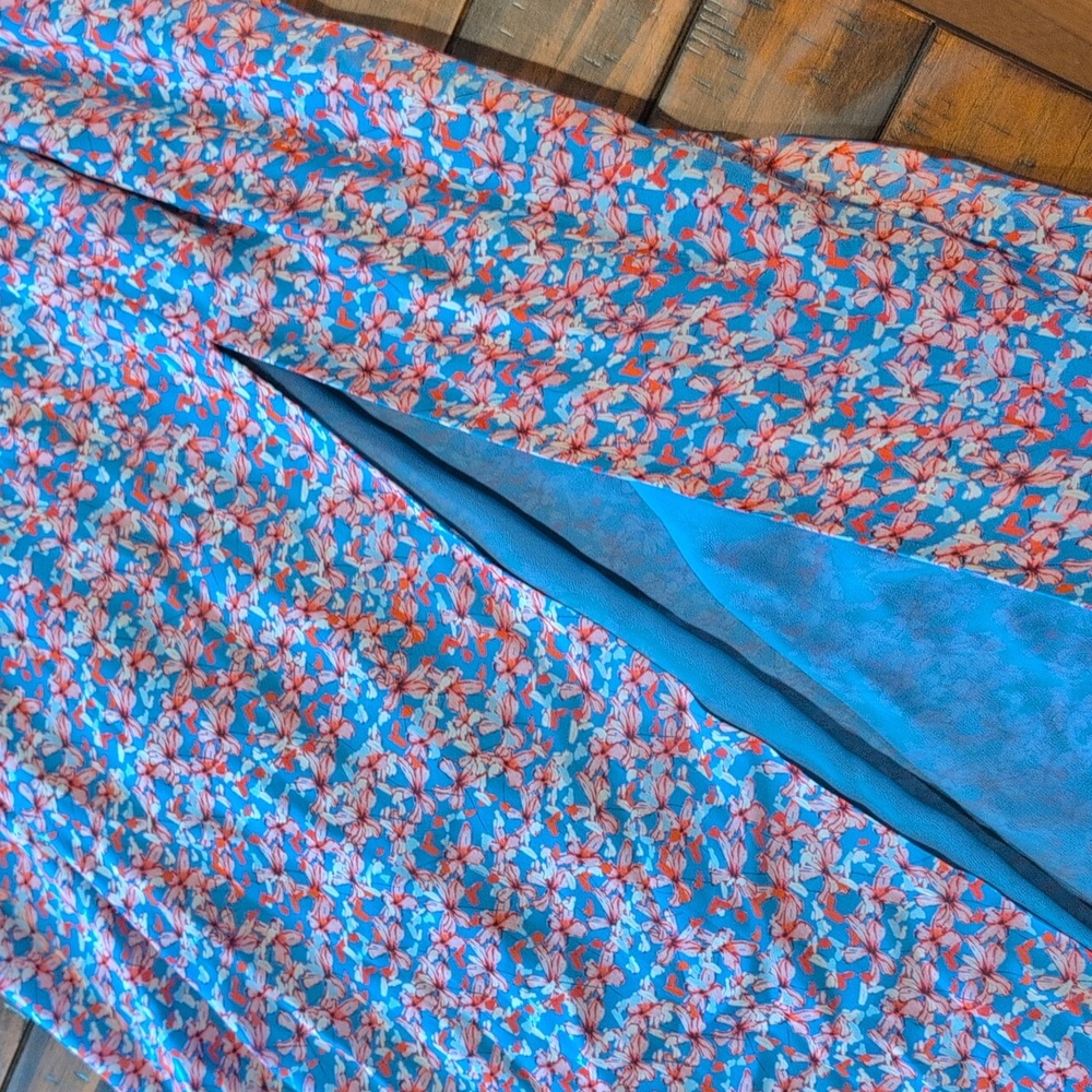 Sau Lee Florence Silk Gown Blue Floral - Picture 6 of 12